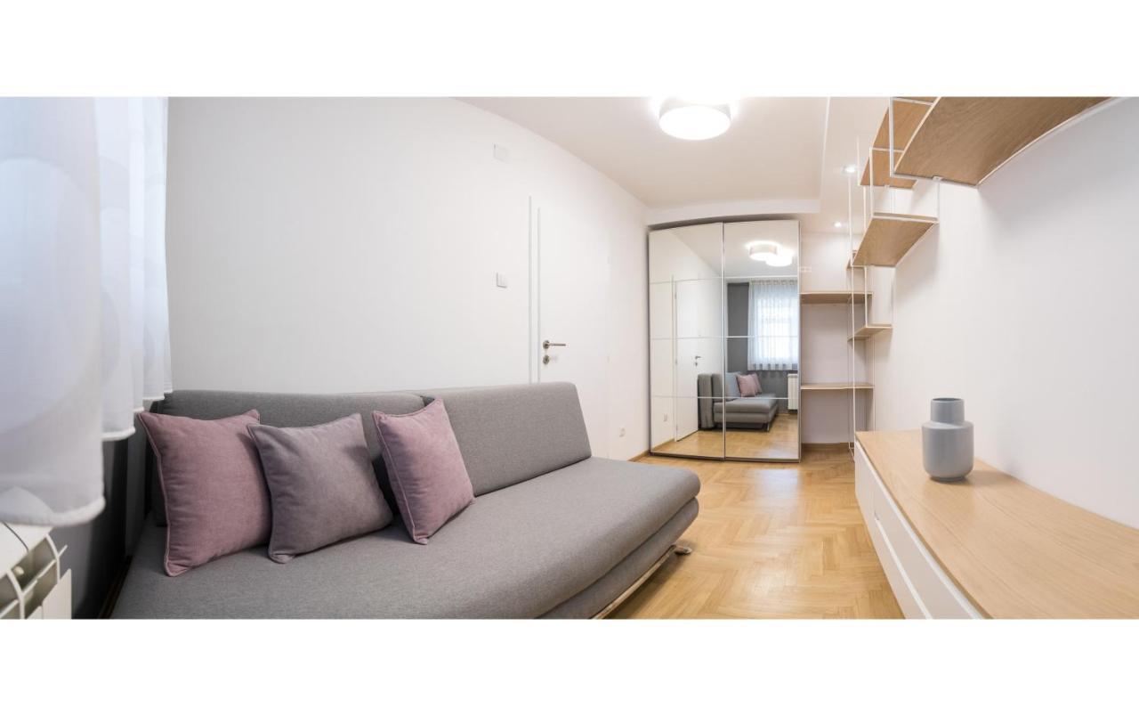 Arena'S Finest Apartment Белград Екстериор снимка