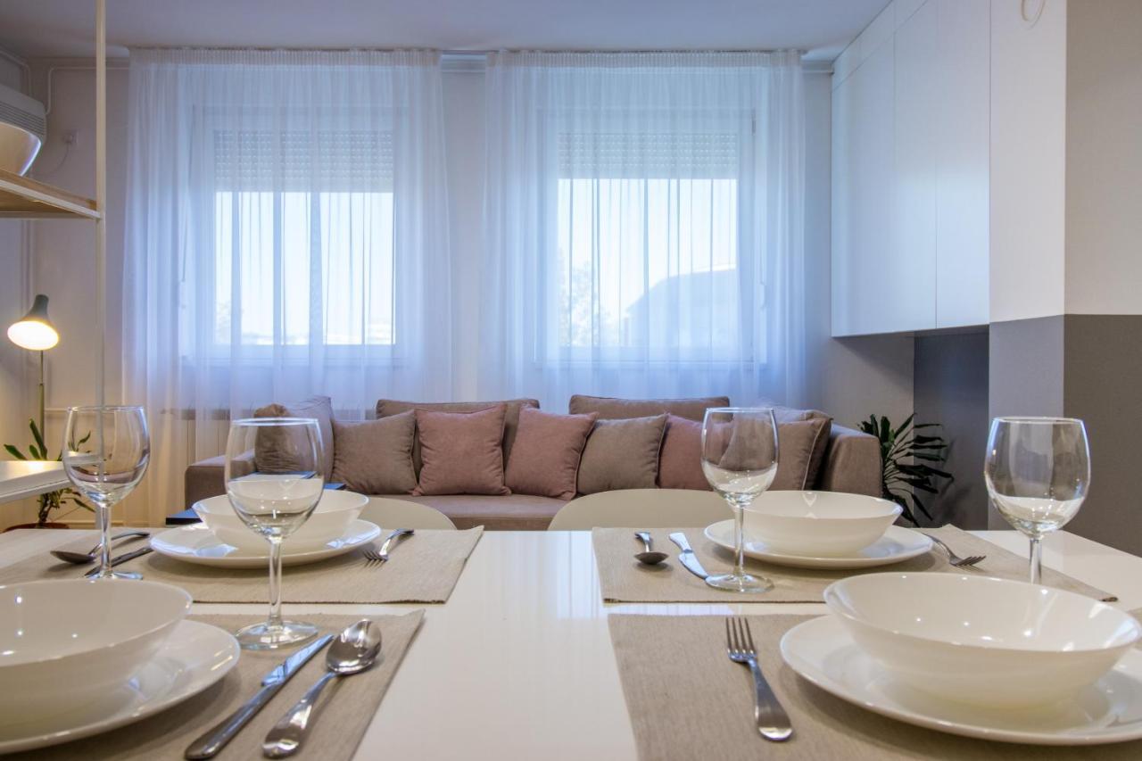 Arena'S Finest Apartment Белград Екстериор снимка