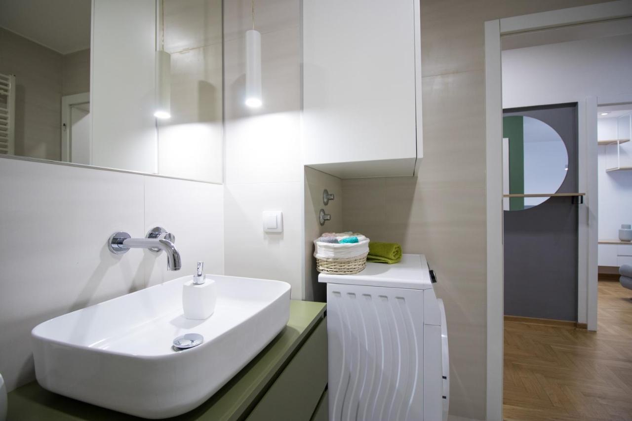 Arena'S Finest Apartment Белград Екстериор снимка