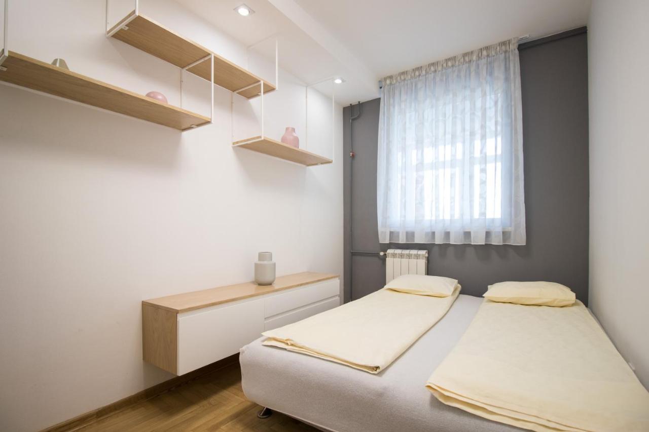 Arena'S Finest Apartment Белград Екстериор снимка